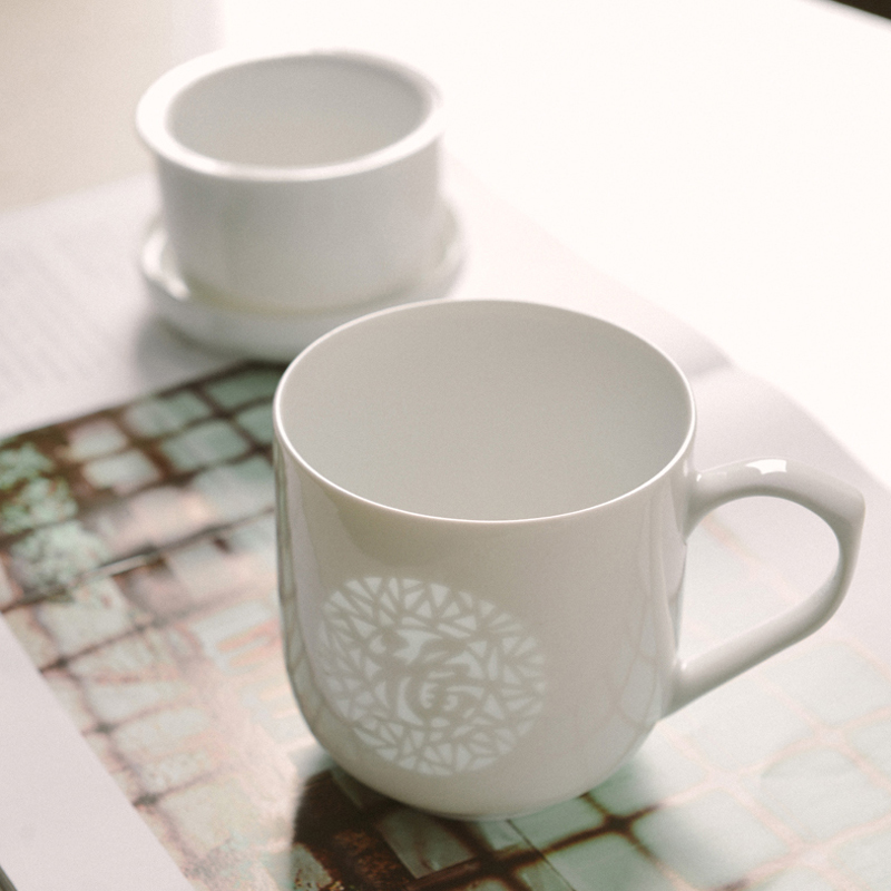 景德镇茶杯陶瓷茶水分离办公室玲珑杯带盖过滤杯白瓷杯子泡茶杯女